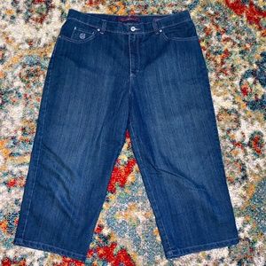 Gloria Vanderbilt Amanda Capri Denim 14